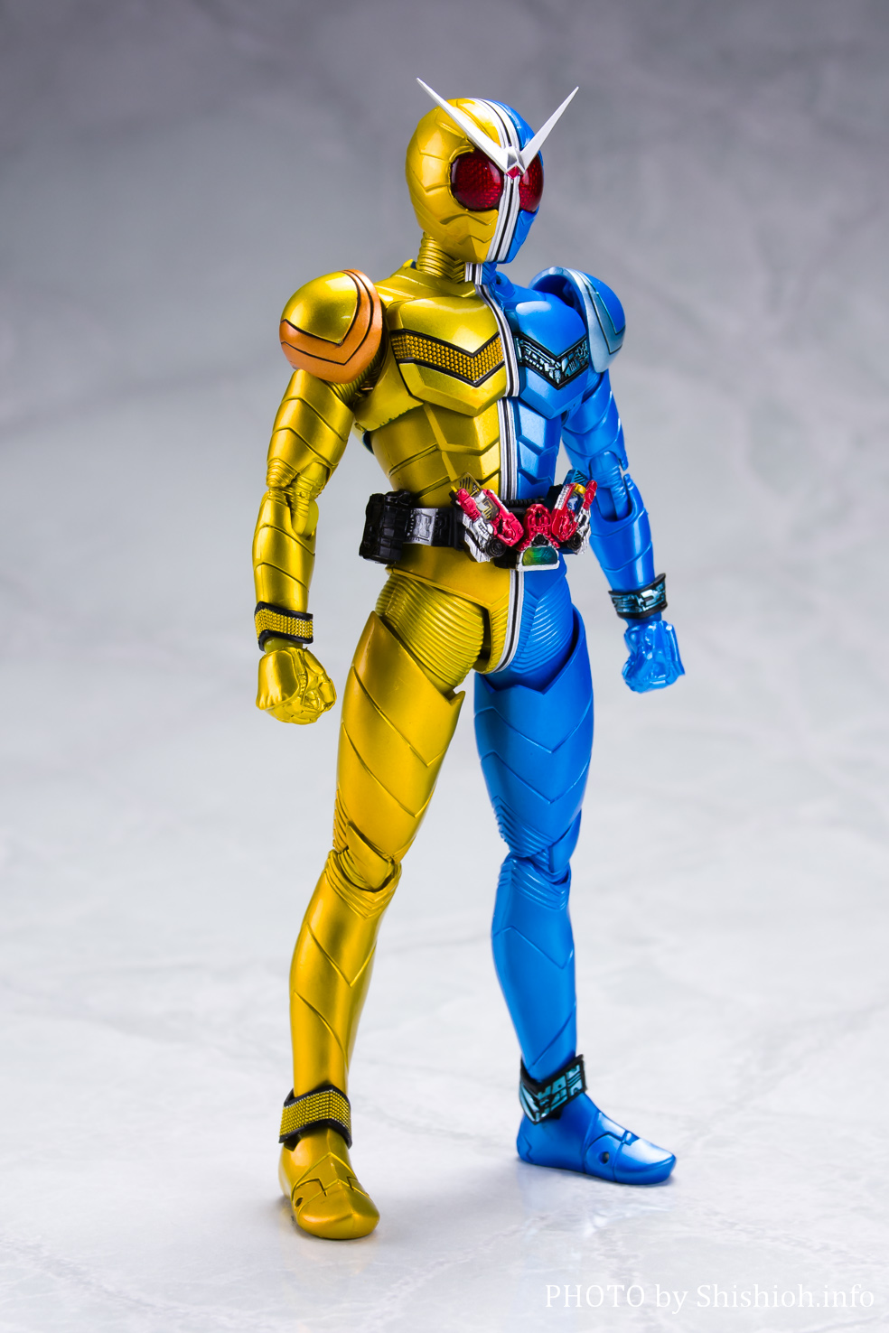 上巻 S.H.Figuarts 真骨彫製法 仮面ライダーW ルナトリガー　新品