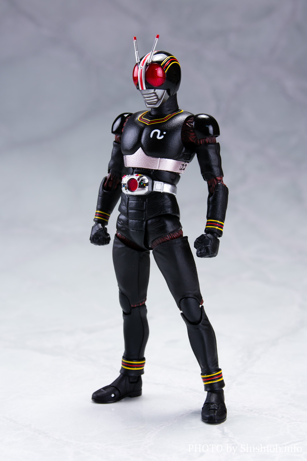 ノバク・ジョコビッチ 新品未開封 S.H.Figuarts(真骨彫製法) 仮面