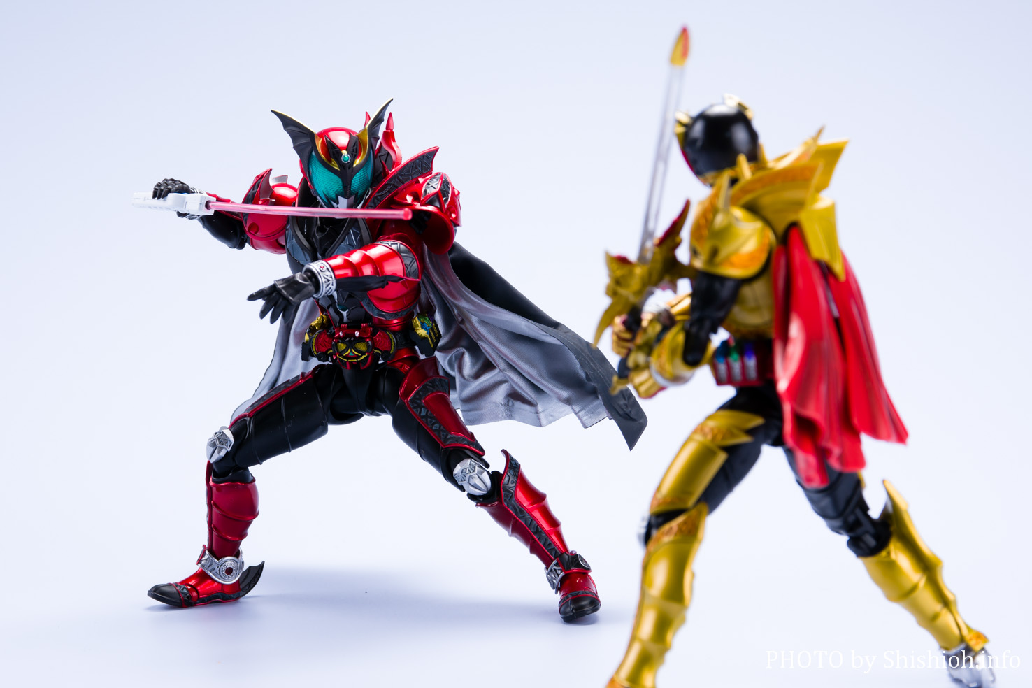 仮面ライダーダークキバS.H.Figuarts 真骨彫製法-