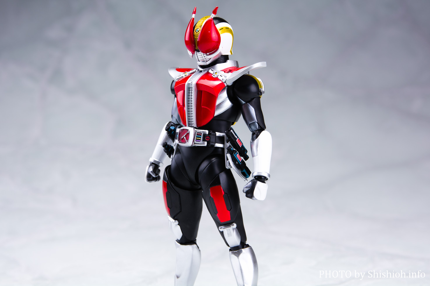 3個 S.H.フィギュアーツ 仮面ライダー電王 ソードフォーム 真骨彫製法