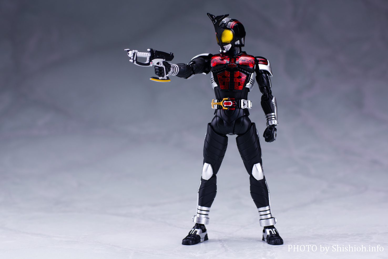 真骨彫 仮面ライダー ダークカブト 全てのタイムセール sandorobotics.com