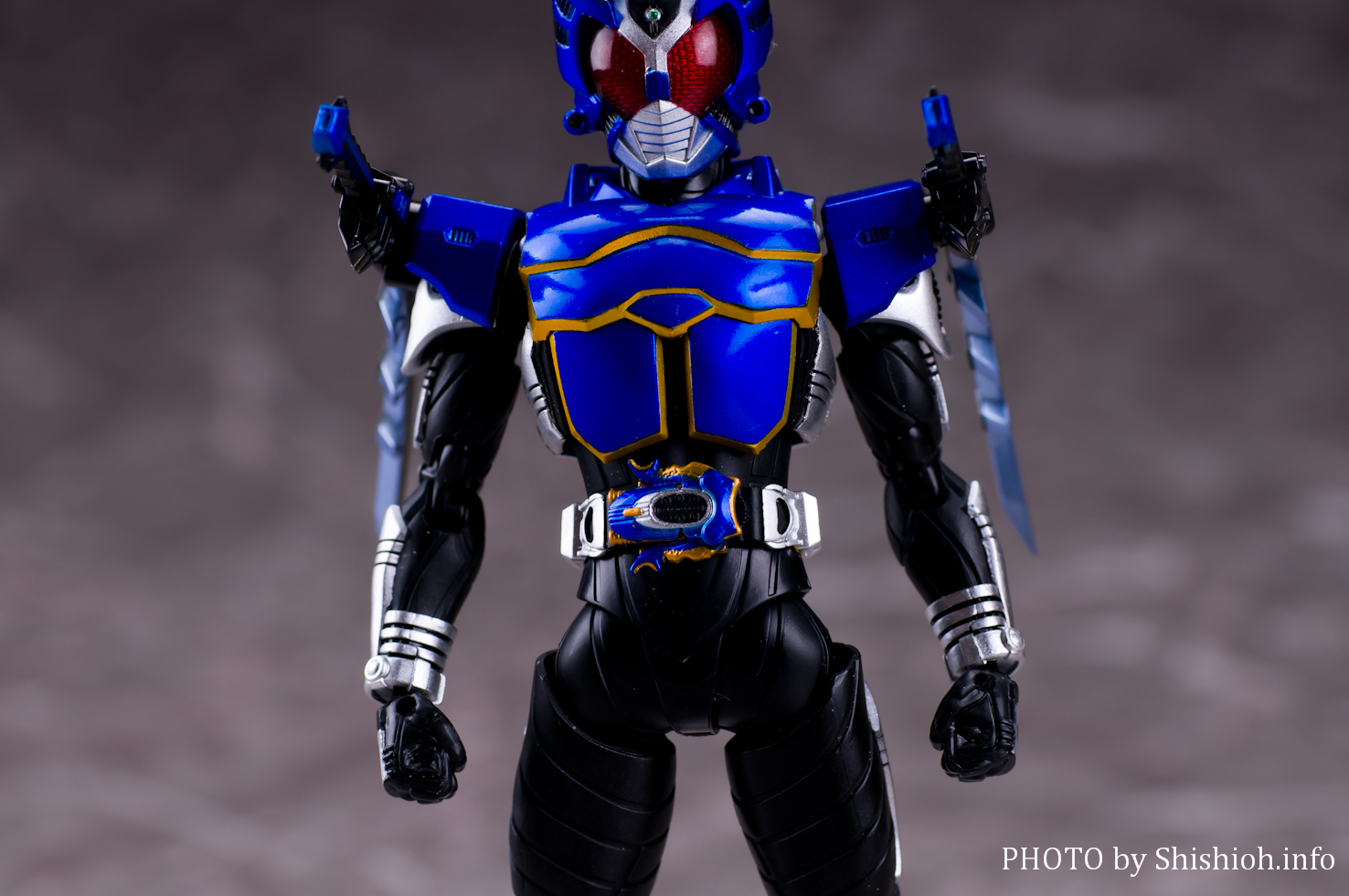 S.H.Figuarts（真骨彫製法）仮面ライダーガタック ライダーフォーム