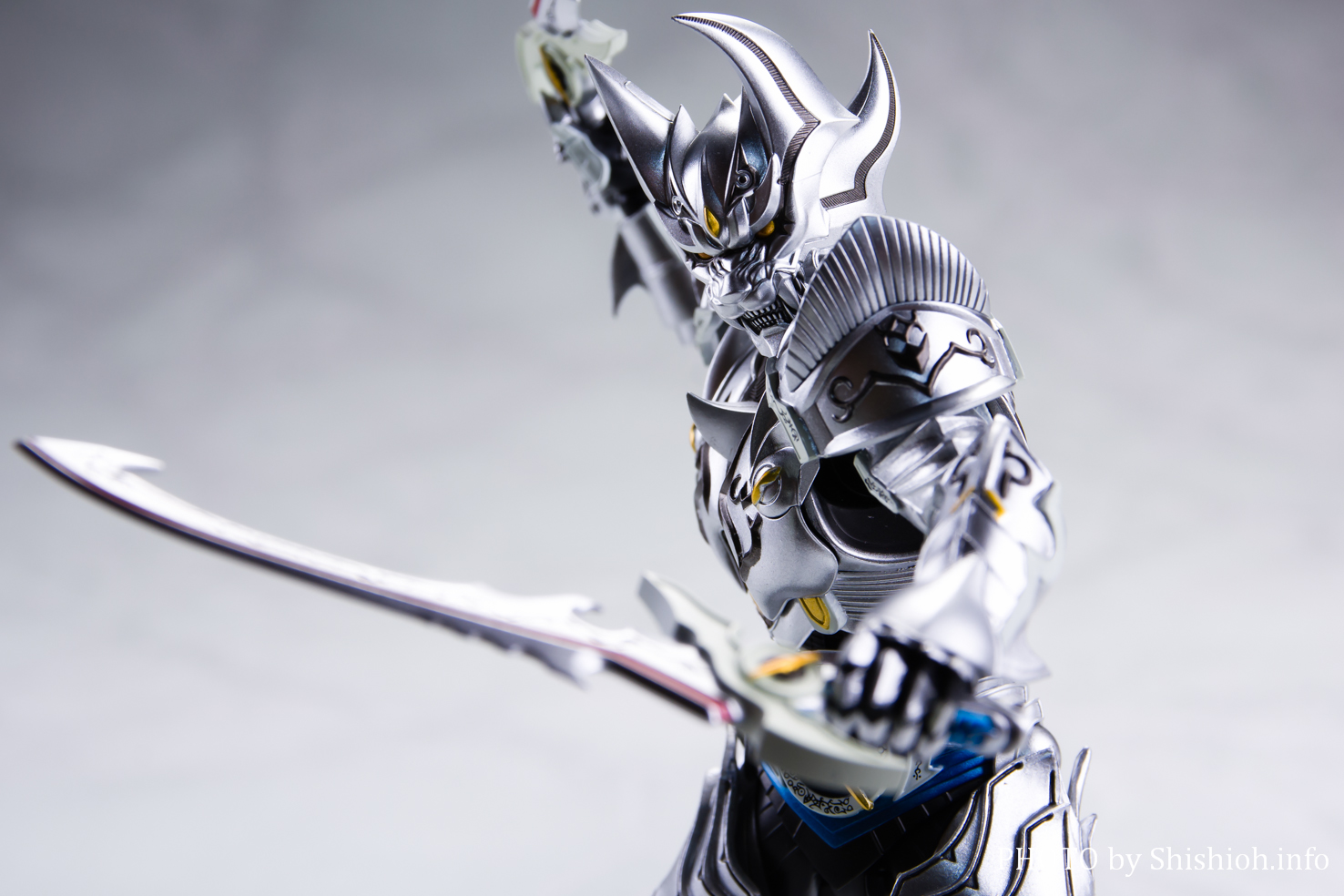 レビュー】 S.H.Figuarts（真骨彫製法） 銀牙騎士ゼロ