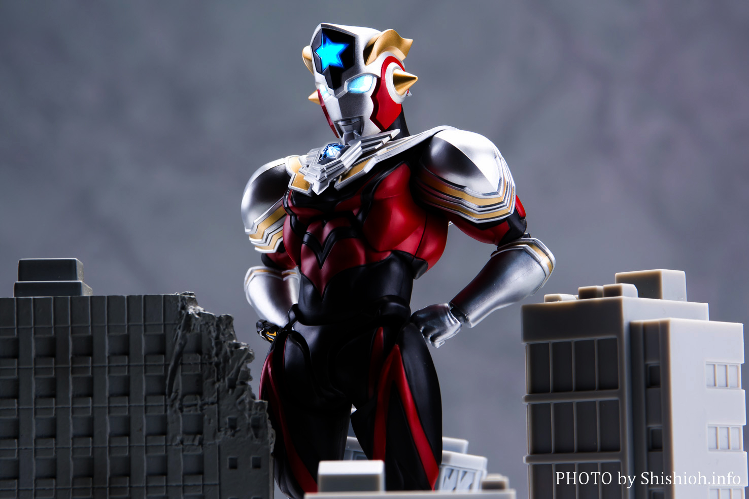 S.H.Figuarts ウルトラマン タイガ ウルトラマン タイタス-