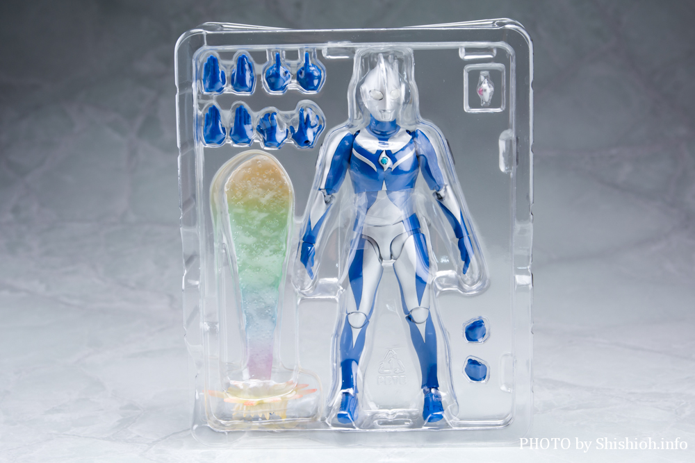 S.H.Figuarts ウルトラマンコスモス ルナモード