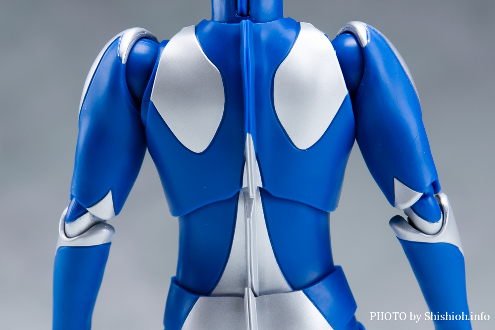 S.H.Figuarts ウルトラマンコスモス ルナモード