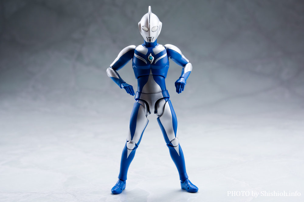 S.H.Figuarts ウルトラマンコスモス ルナモード