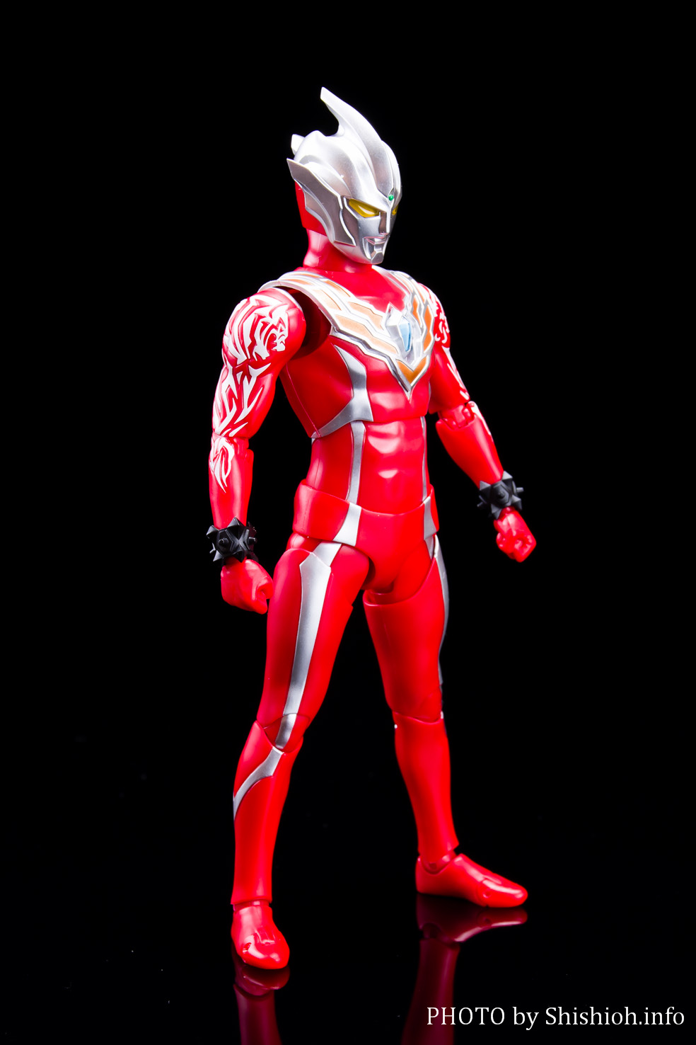 レビュー】S.H.Figuarts ウルトラマンレグロス