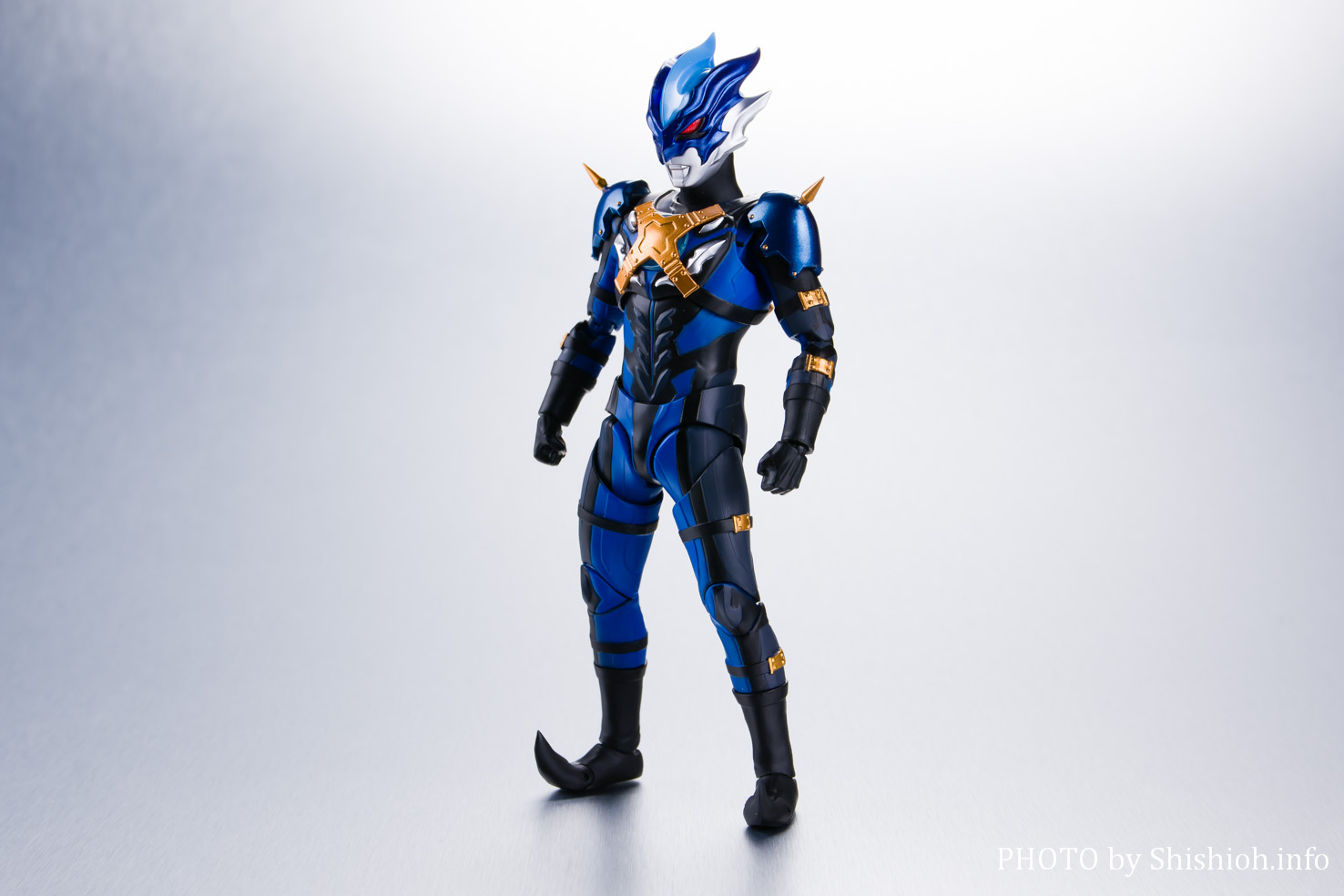 即納対応フィギュア S.H.Figuarts ウルトラマントレギア 魂ウェブ限定 ウルトラマン