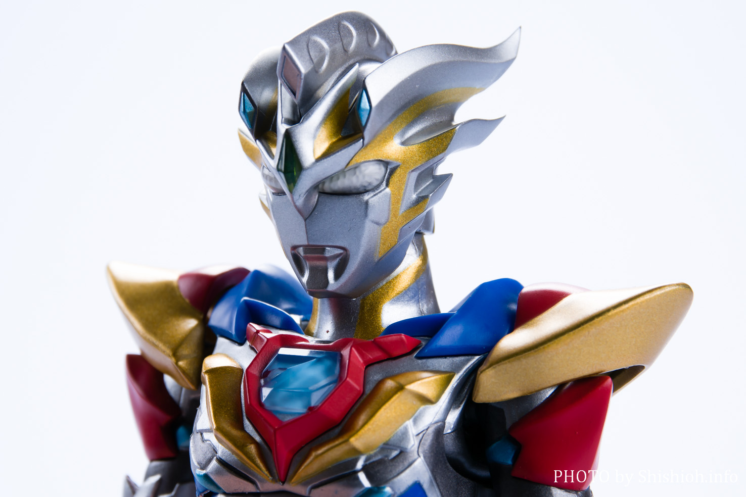 【レビュー】S.H.Figuarts ウルトラマンゼット デルタライズクロー