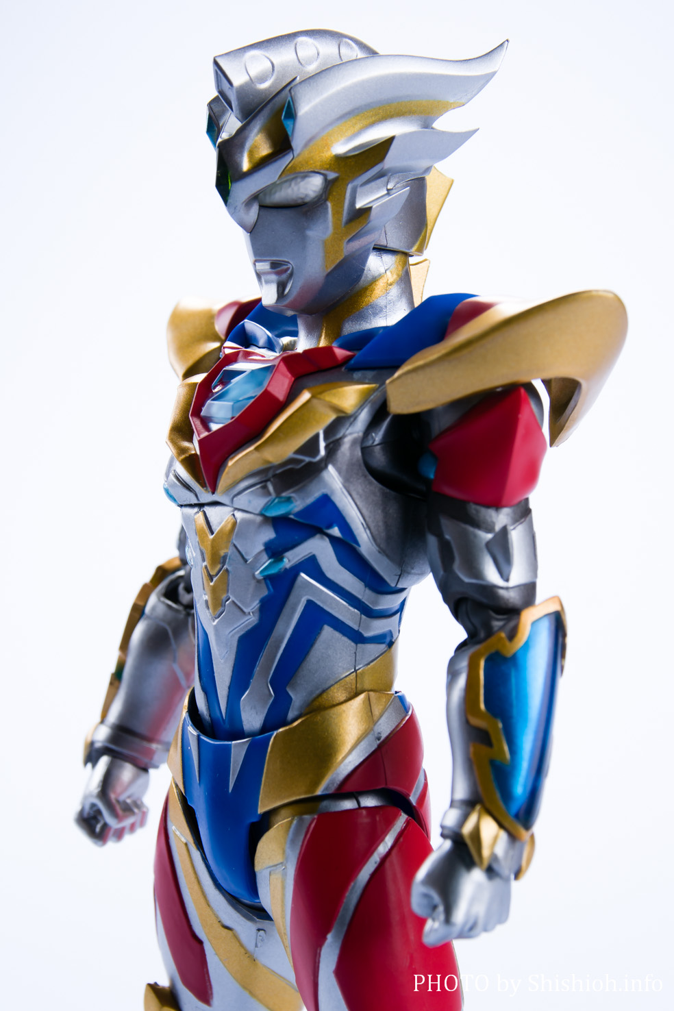 レビュー】S.H.Figuarts ウルトラマンゼット デルタライズクロー