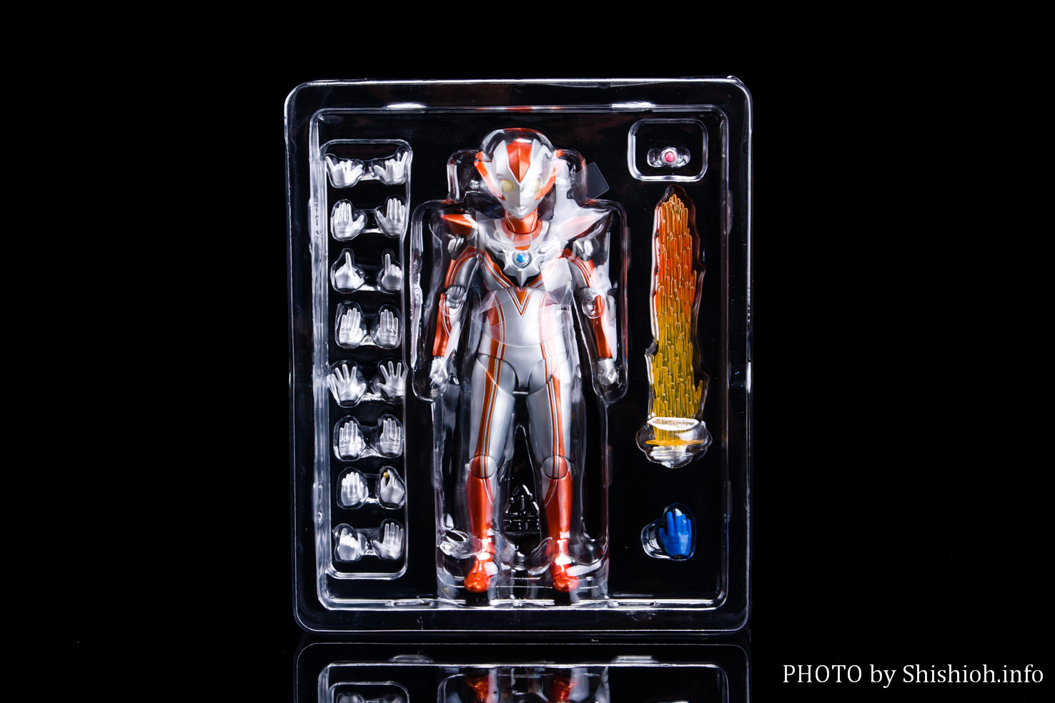 S.H.Figuarts ウルトラウーマングリージョ - daterightstuff.com