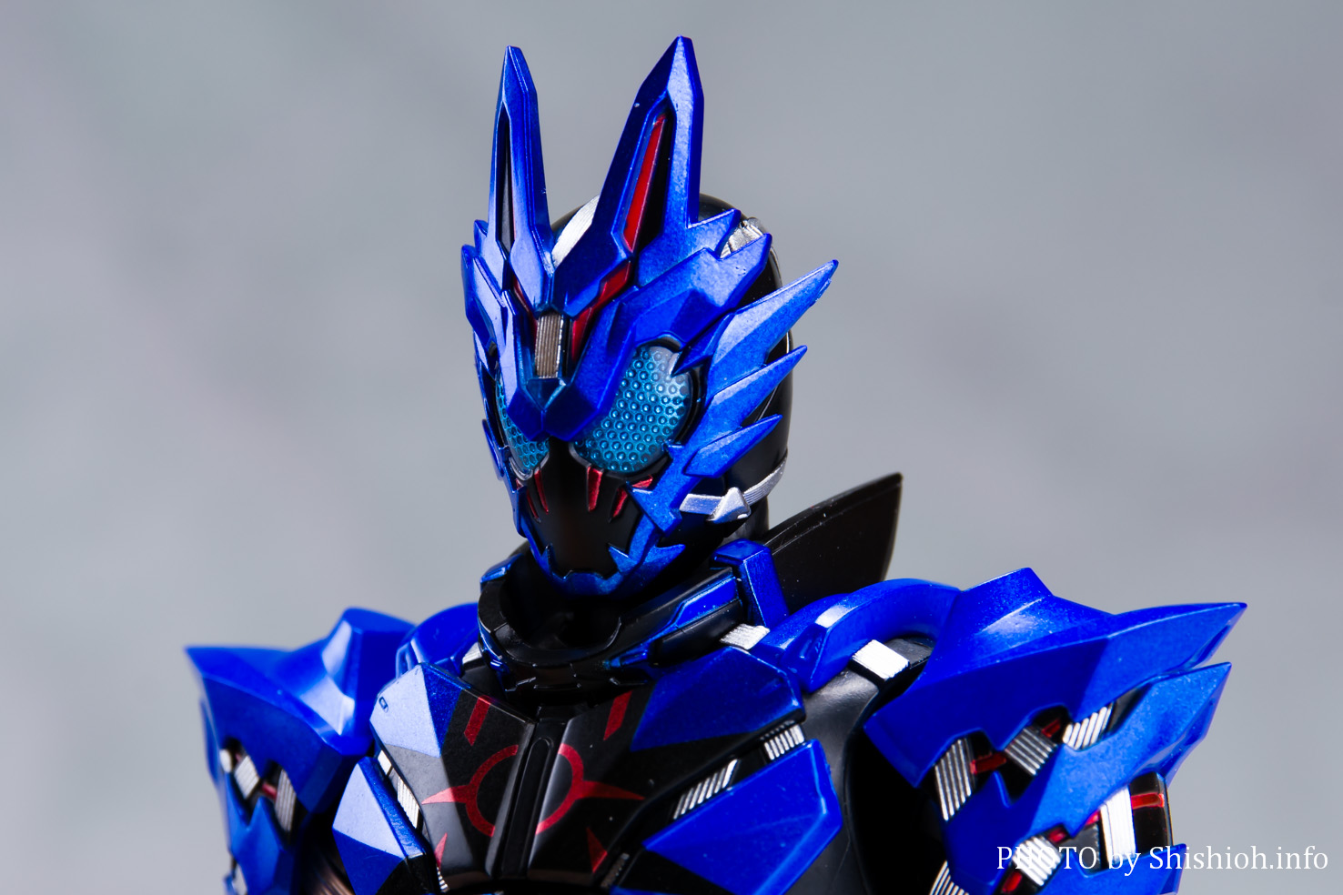 世界有名な 特撮 S.H.Figuarts 素晴らしい外見 仮面ライダーバルカン