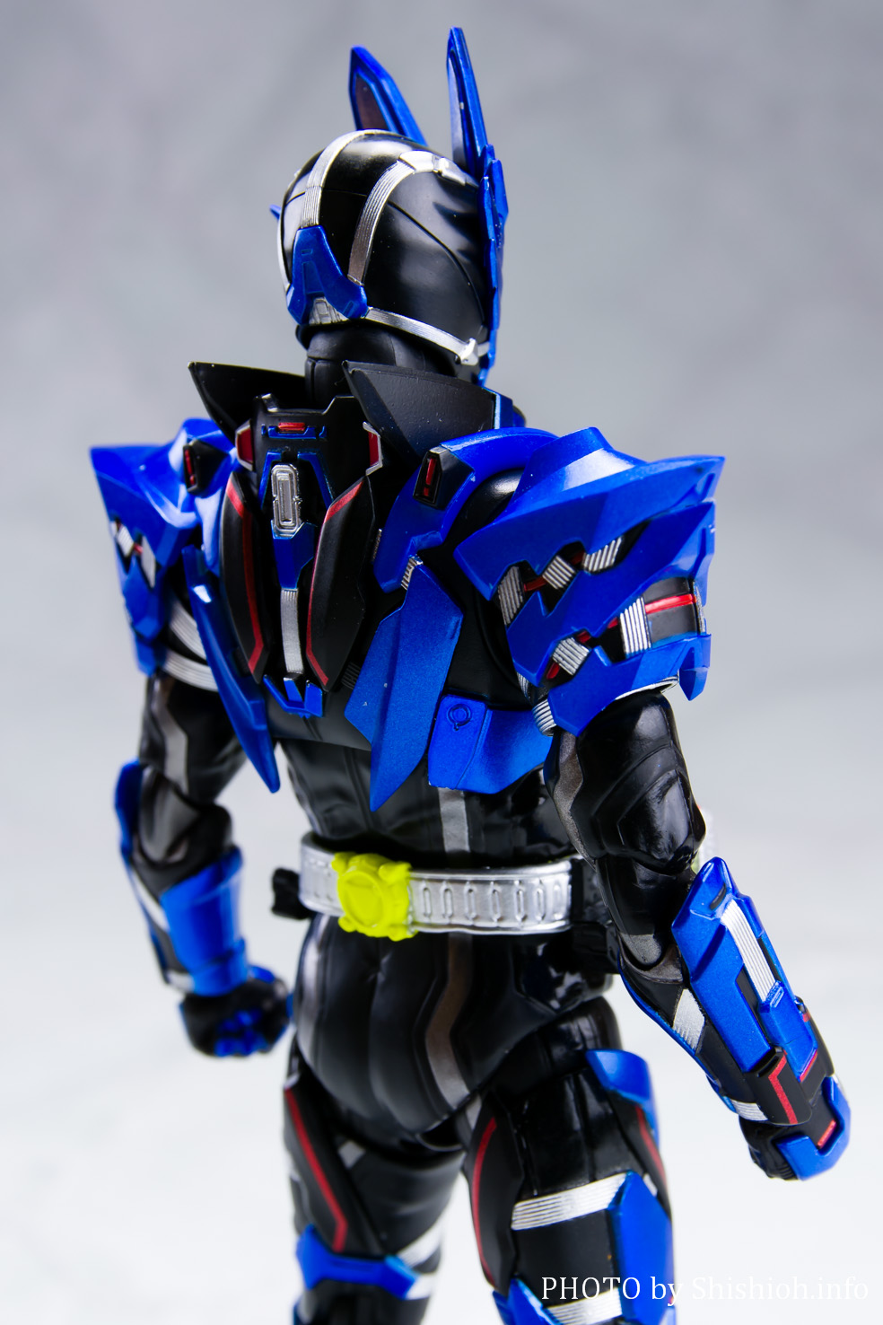 レビュー】S.H.Figuarts 仮面ライダーバルカン ローンウルフ