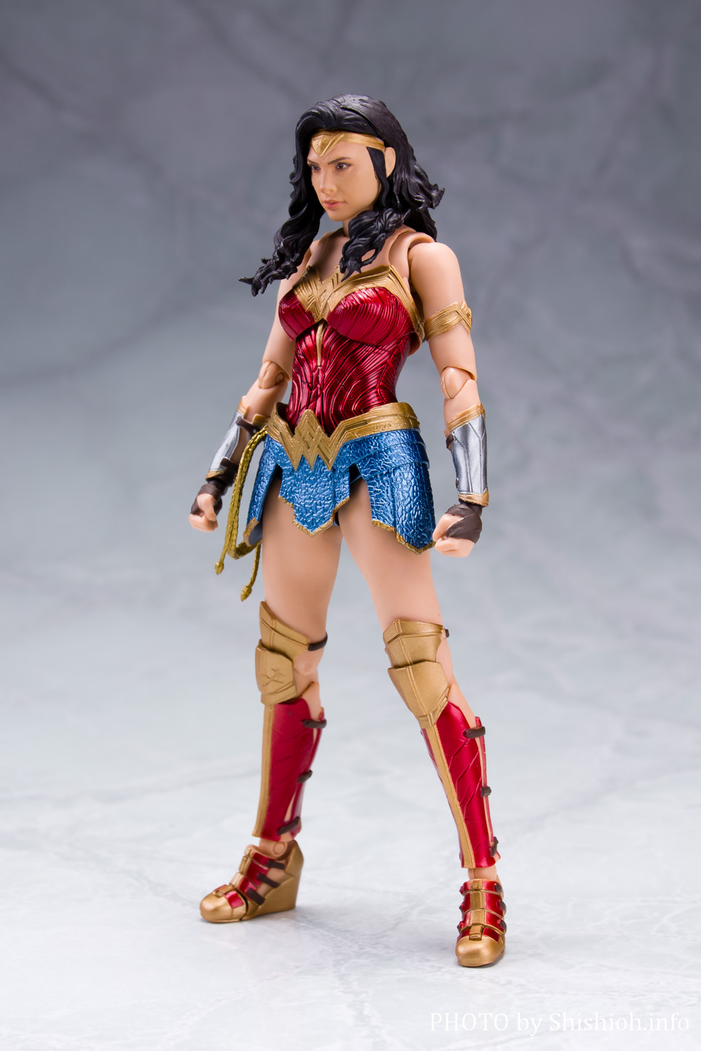 S H Figuarts ワンダーウーマン（WW84）ワンダーウーマン1984 フィギュ