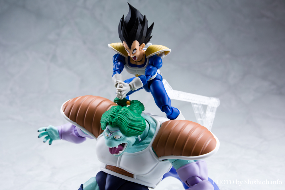 S.H.Figuarts U[{-^̗-