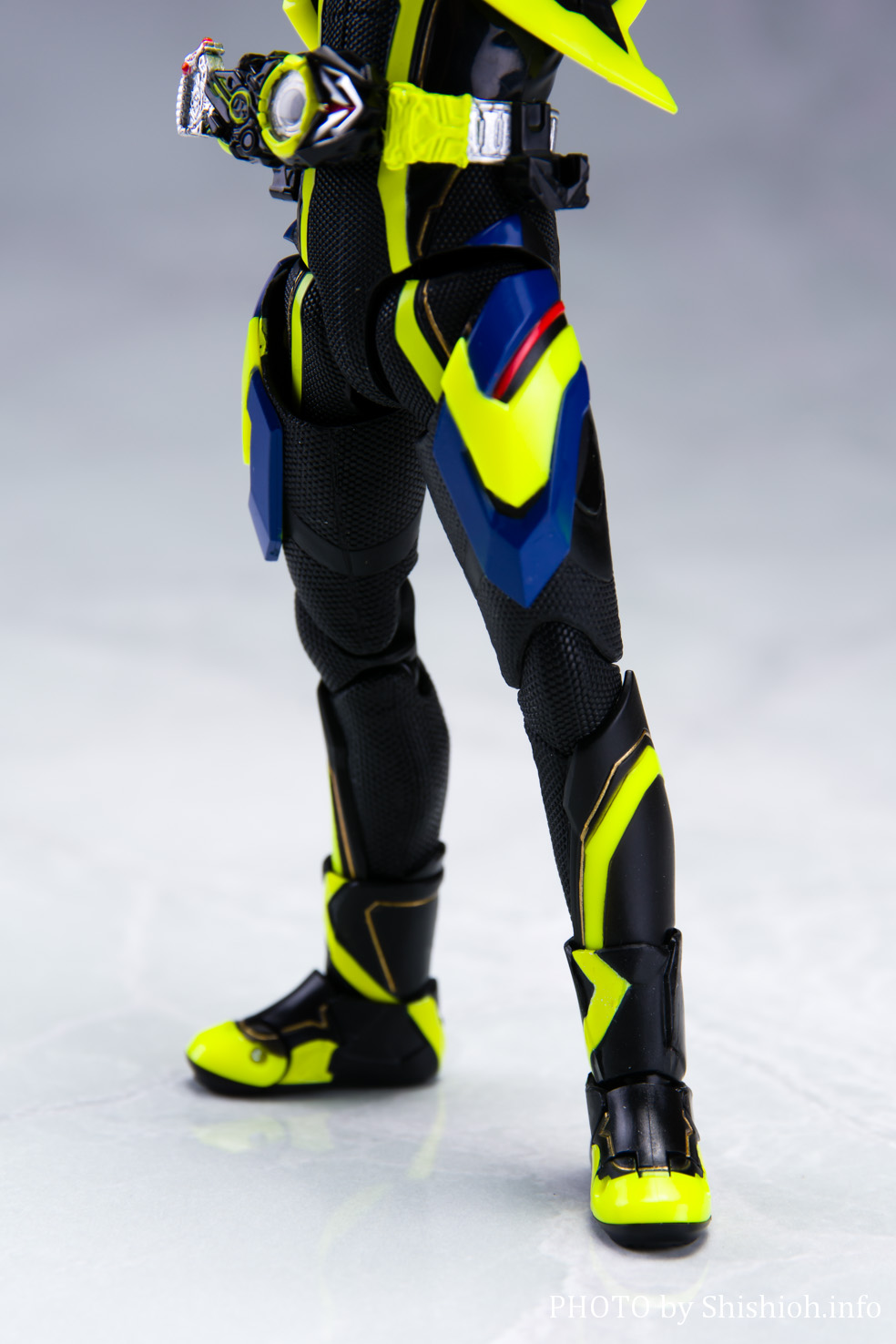 レビュー】 S.H.Figuarts 仮面ライダーゼロワン シャイニングアサルトホッパー