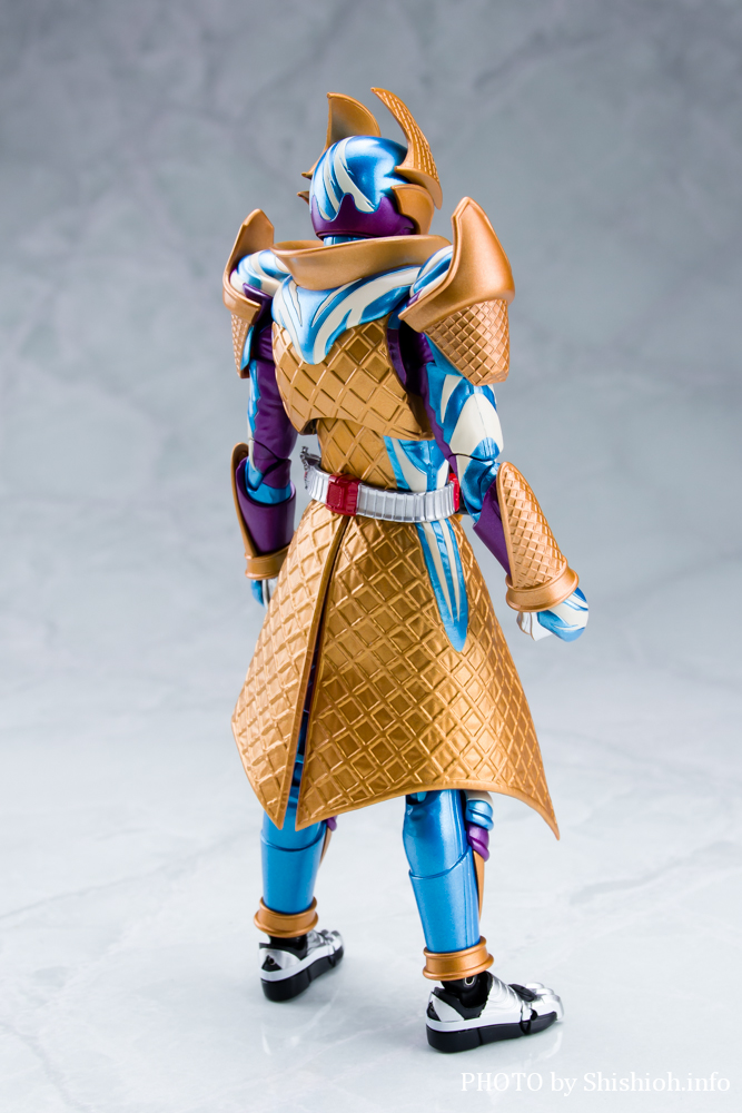 S.H.Figuarts ���ʃ��C�_�[�K�� �u���U�[�h�\���x�t�H�[��