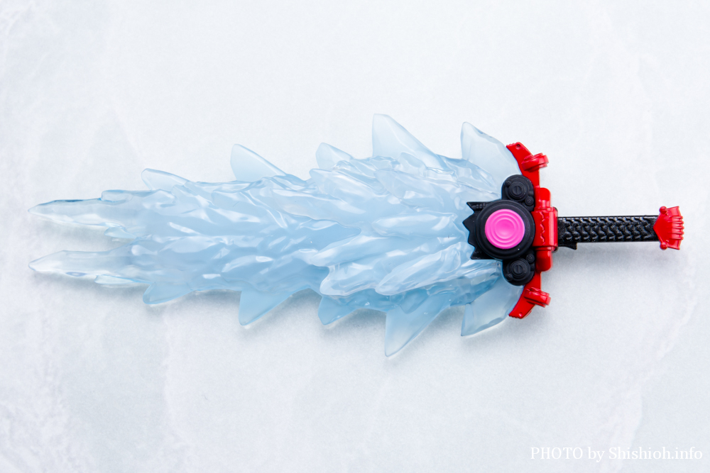 S.H.Figuarts ���ʃ��C�_�[�K�� �u���U�[�h�\���x�t�H�[��