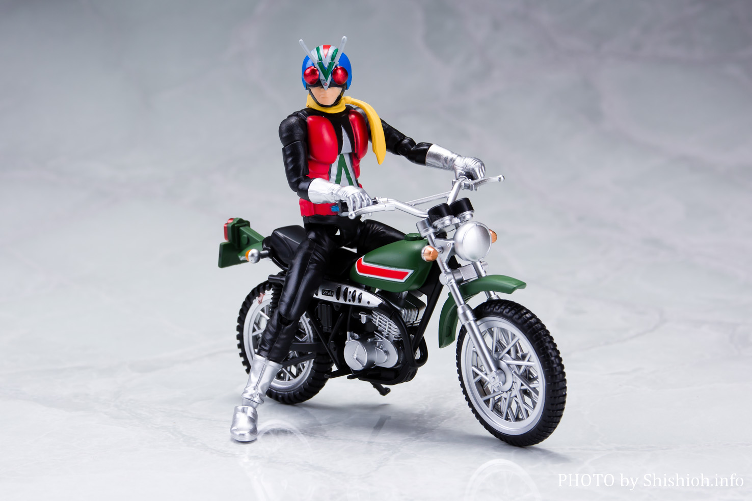 S.H.Figuarts ライダーマン＆ライダーマンマシンセット-