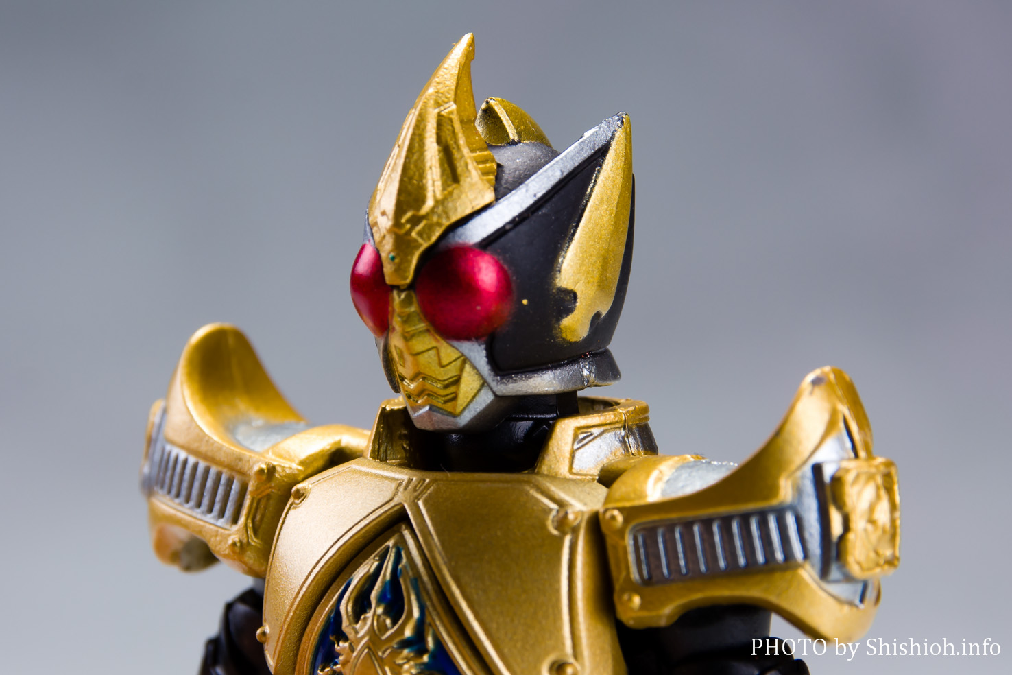 No.613 RAH DX 仮面ライダーブレイド キングフォーム 仮面ライダー剣