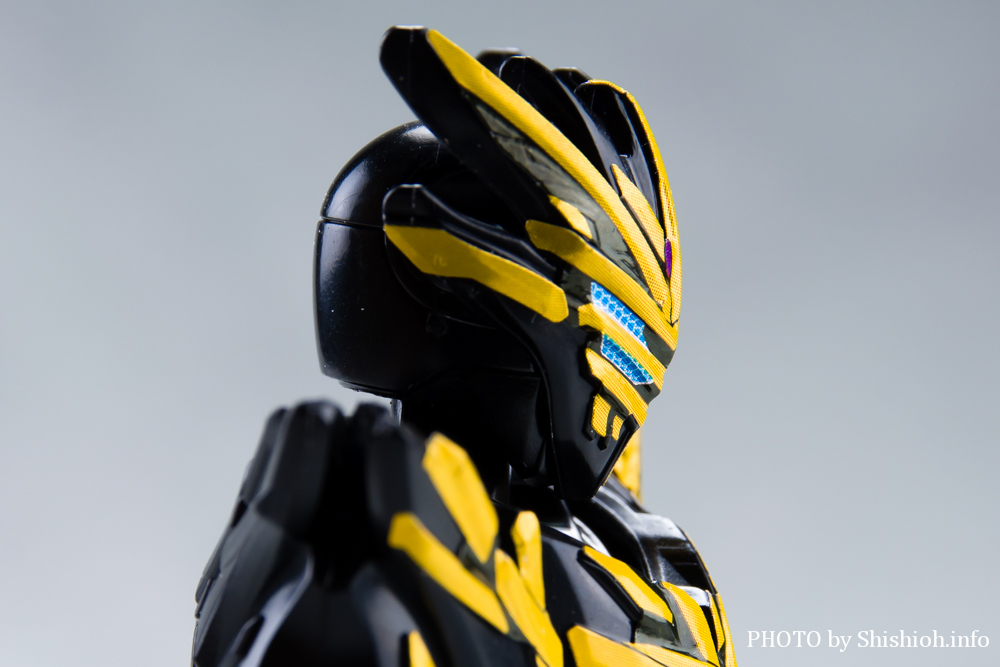 装動 仮面ライダーガヴ GV4(ビターガヴ バキバキスティックフォーム)