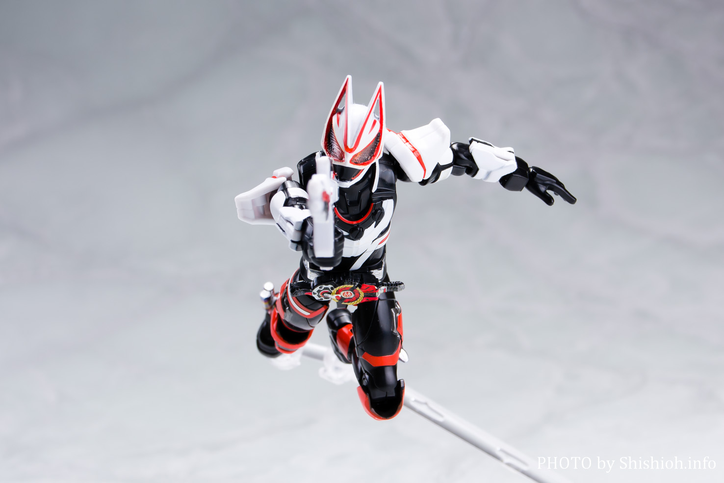 仮面ライダーギーツ装動ID1ギーツマグナムブーストフォーム - 特撮