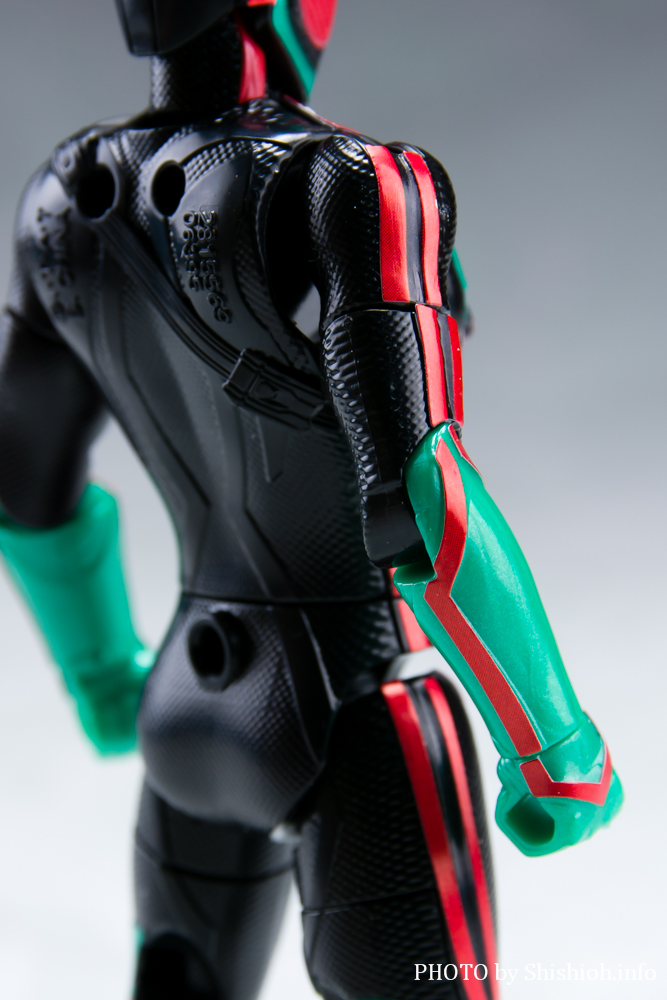装動 仮面ライダーゼッツ AGT1(フィジカムインパクト)