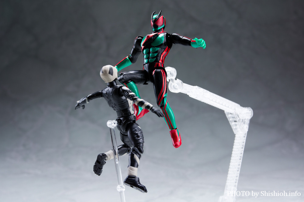 装動 セット 装動 仮面ライダーゼッツ AGT1 Feat.装動 仮面ライダーガヴ