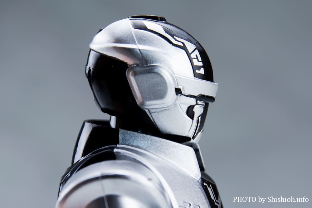 TOKUSATSU ACTION FIGURE �M���o���E�u�V�h�[