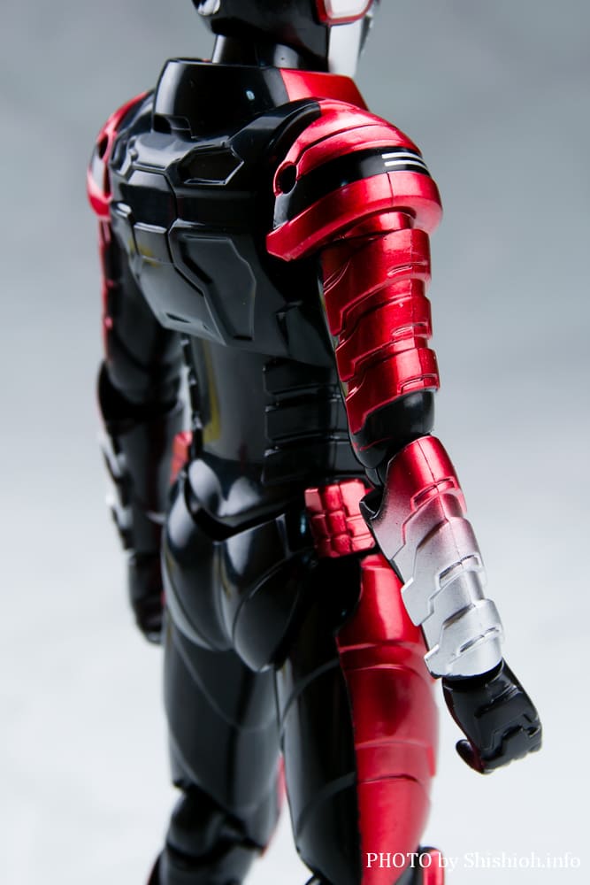 TOKUSATSU ACTION FIGURE �M���o���E�C���t�B�j�e�B