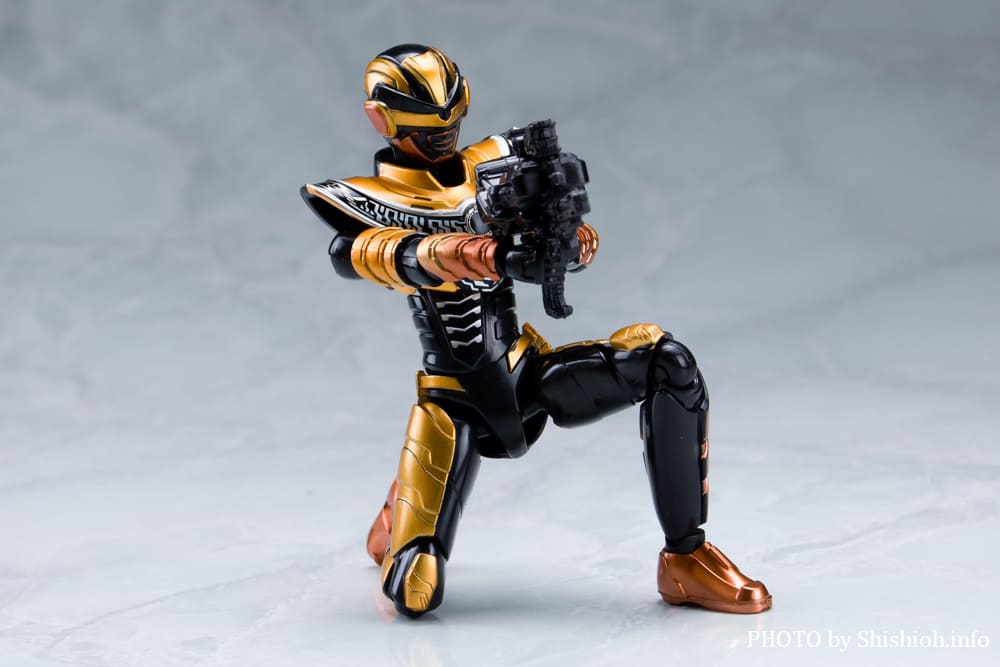 TOKUSATSU ACTION FIGURE �M���o���E���~�i�X