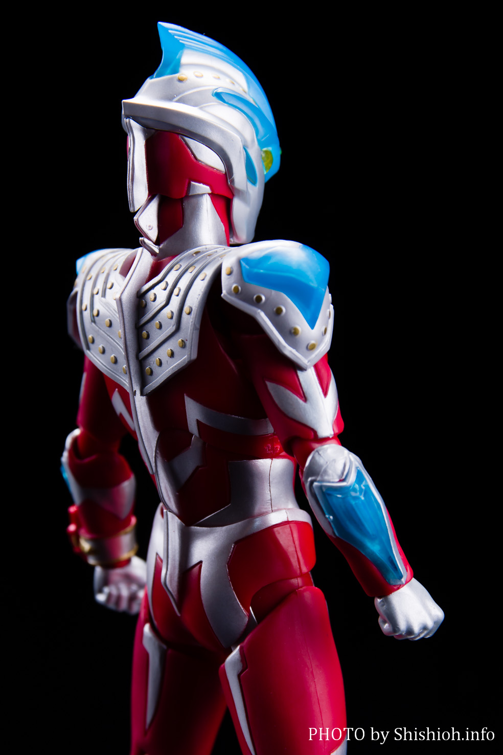 レビュー】 S.H.Figuarts ウルトラマンギンガストリウム