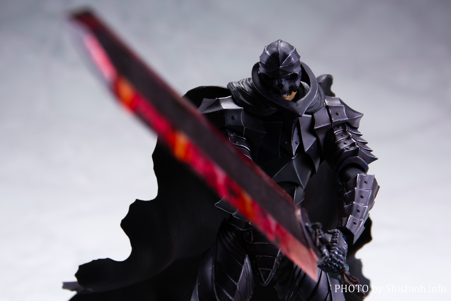 figma ベルセルク ガッツ 狂戦士の甲冑ver. リペイント髑髏エディション