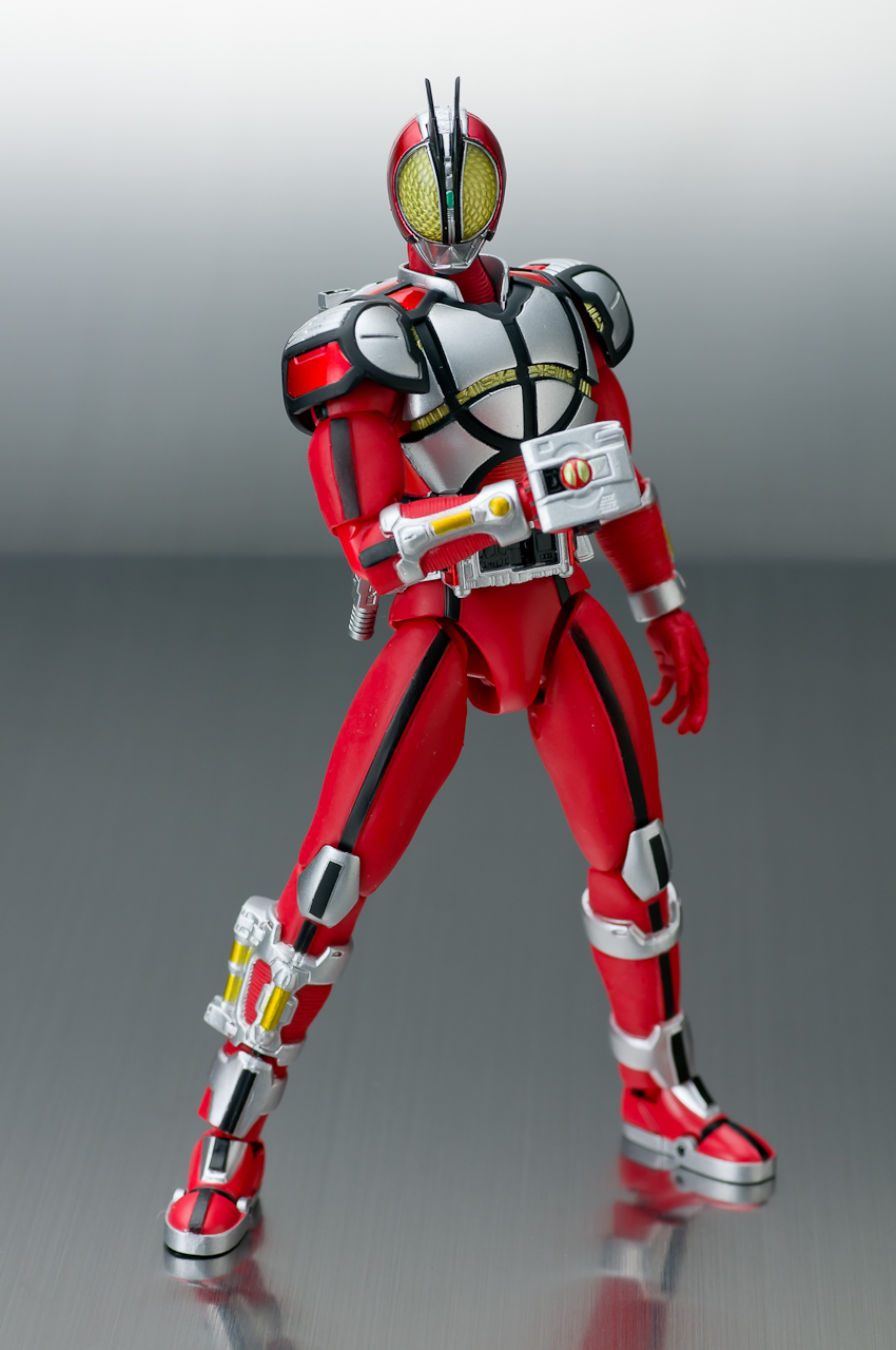 S.H.Figuarts ���ʃ��C�_�[�t�@�C�Y �u���X�^�[�t�H�[��
