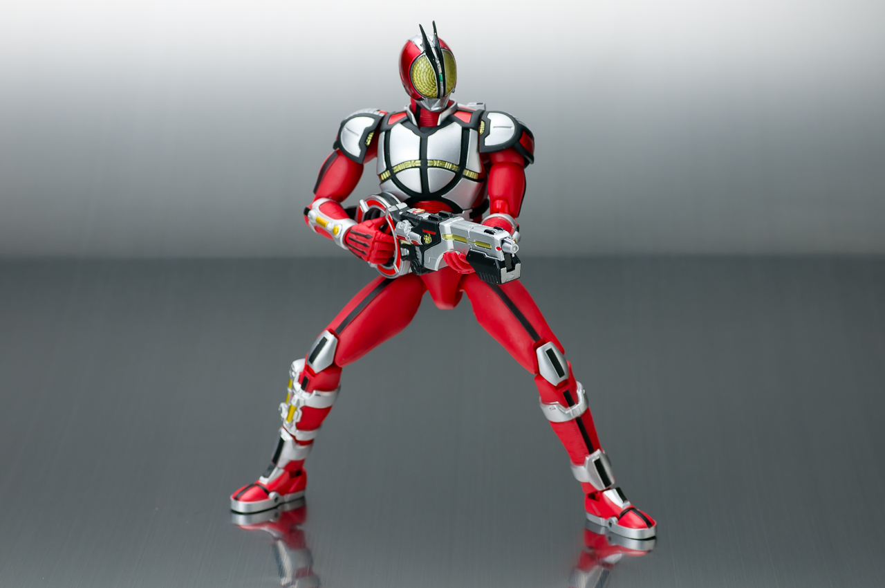 S.H.Figuarts ���ʃ��C�_�[�t�@�C�Y �u���X�^�[�t�H�[��