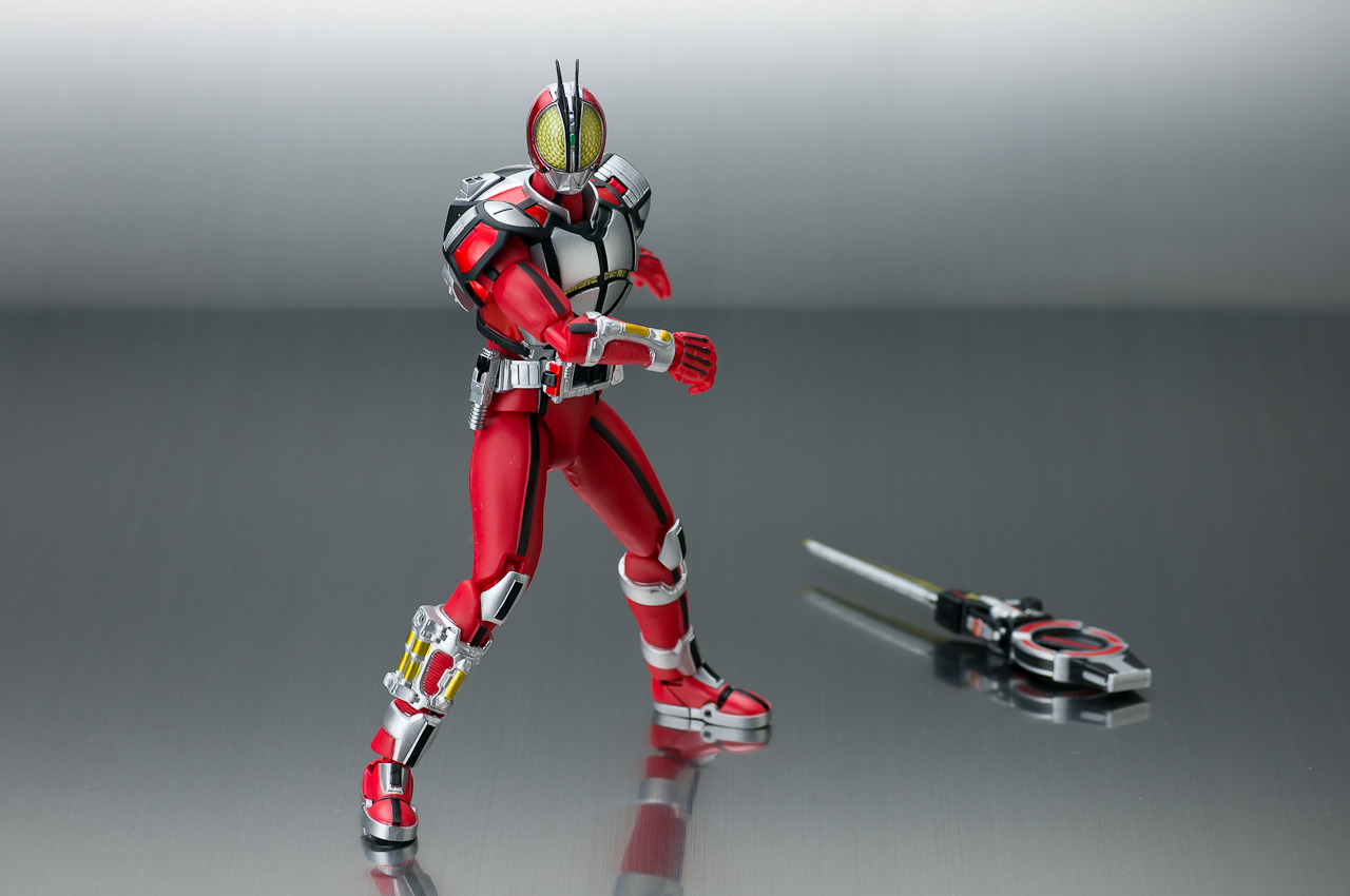 S.H.Figuarts ���ʃ��C�_�[�t�@�C�Y �u���X�^�[�t�H�[��