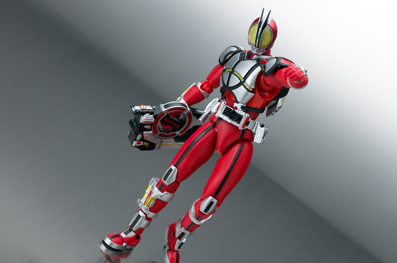 S.H.Figuarts ���ʃ��C�_�[�t�@�C�Y �u���X�^�[�t�H�[��