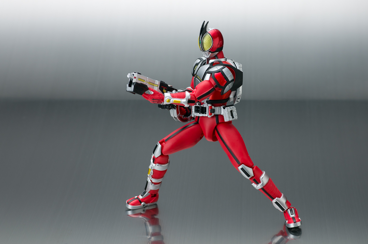 S.H.Figuarts ���ʃ��C�_�[�t�@�C�Y �u���X�^�[�t�H�[��
