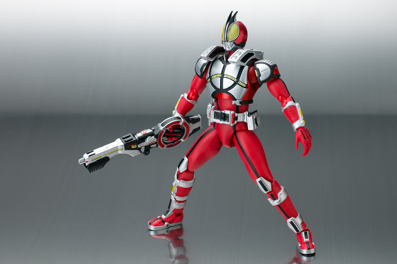 S.H.Figuarts ���ʃ��C�_�[�t�@�C�Y �u���X�^�[�t�H�[��