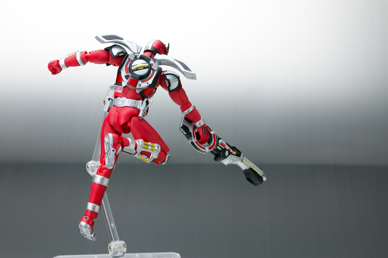 S.H.Figuarts ���ʃ��C�_�[�t�@�C�Y �u���X�^�[�t�H�[��